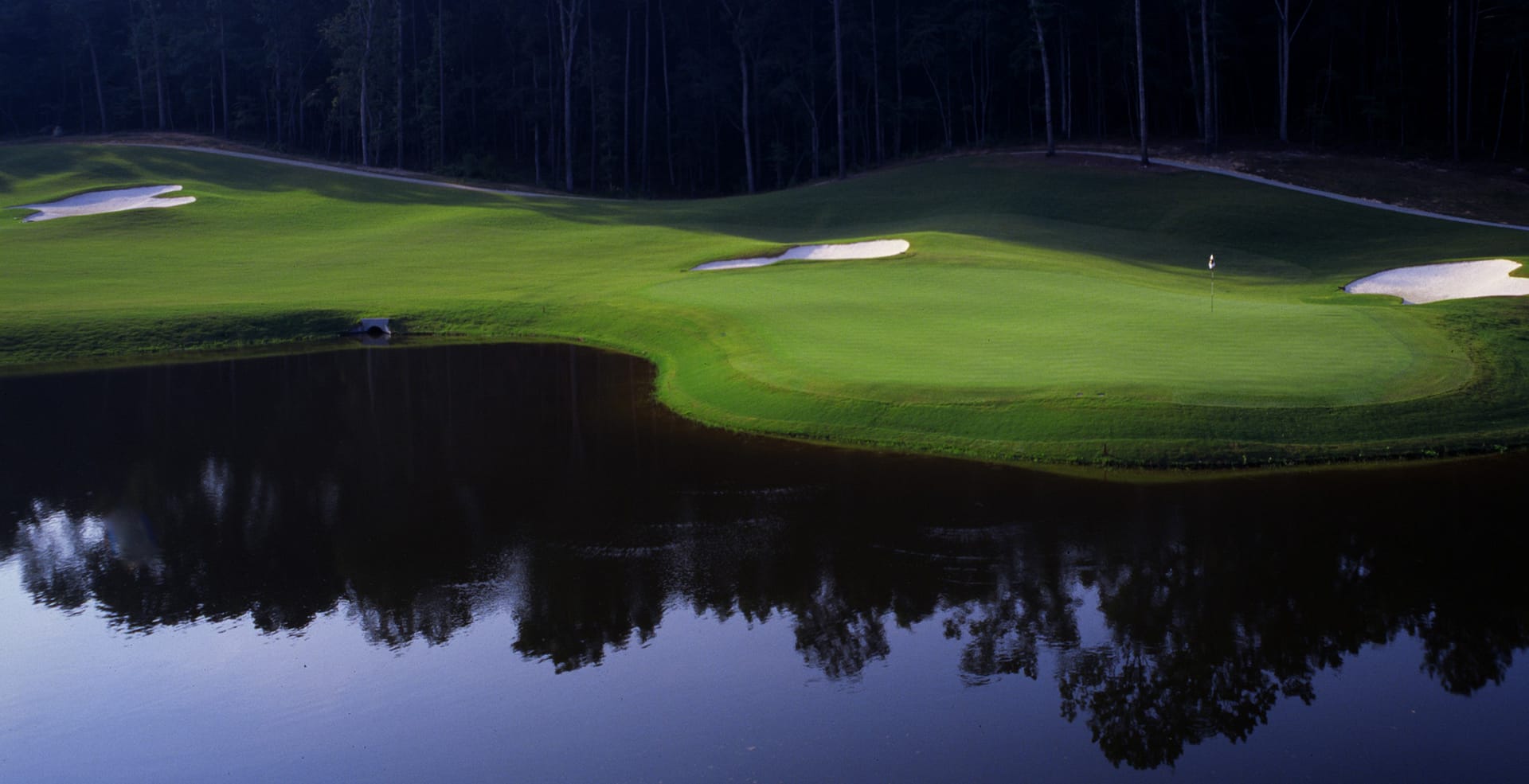 Governors Towne Club – Hole 16